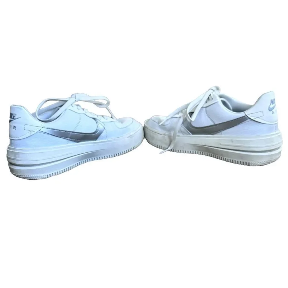Nike Air Force One AF1 PLT.AF.ORM White & Silver Lace Up Sneakers. 10.